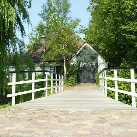 Apartment In Sint Maartensbrug With Garden エクステリア 写真