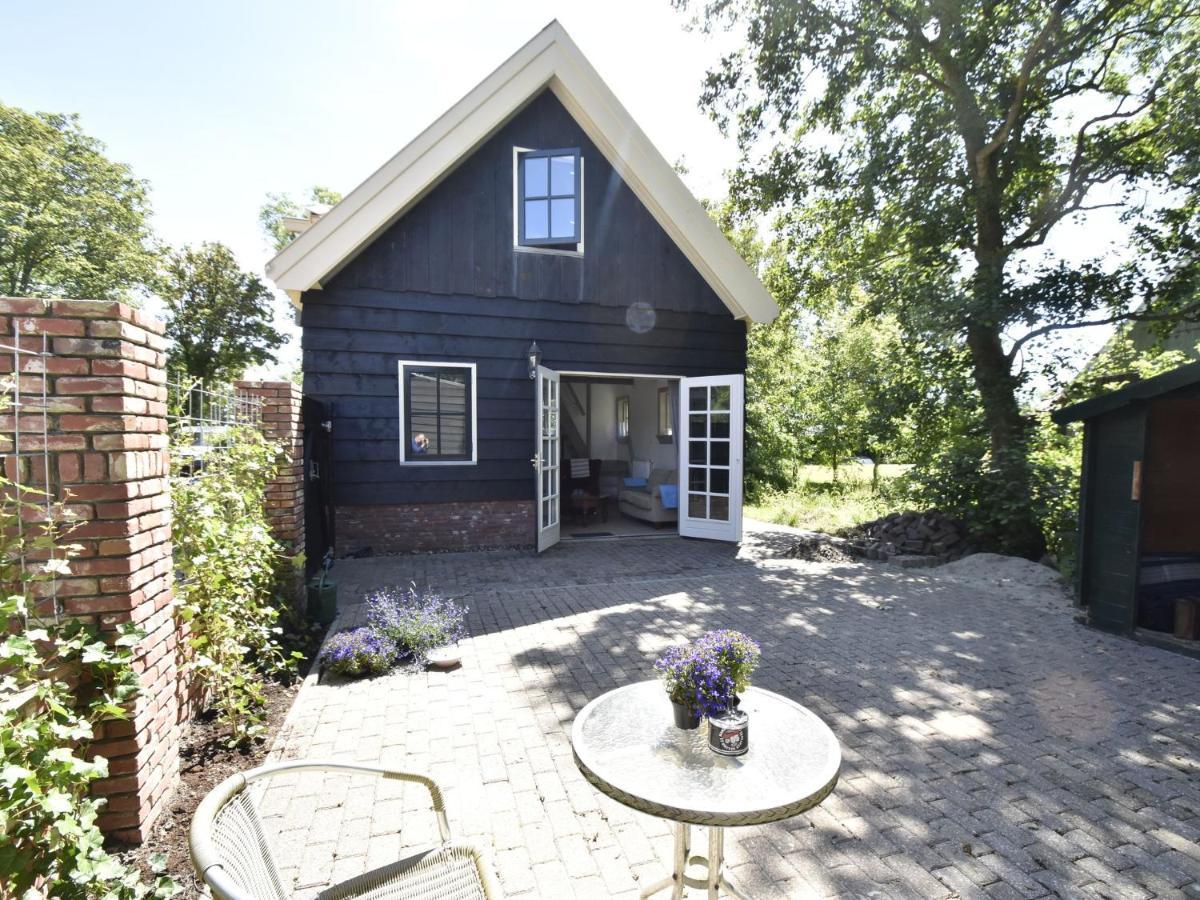 Apartment In Sint Maartensbrug With Garden エクステリア 写真