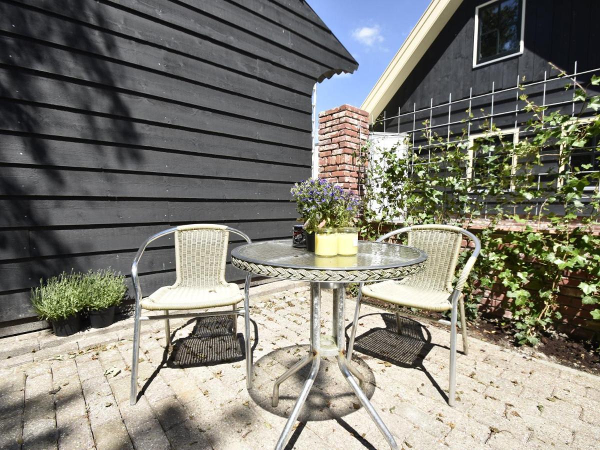 Apartment In Sint Maartensbrug With Garden エクステリア 写真